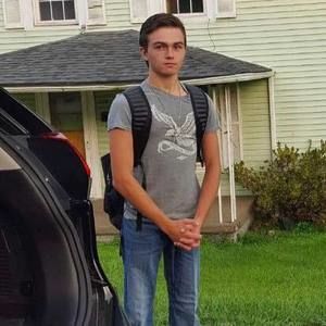 Meet your Posher, Logan